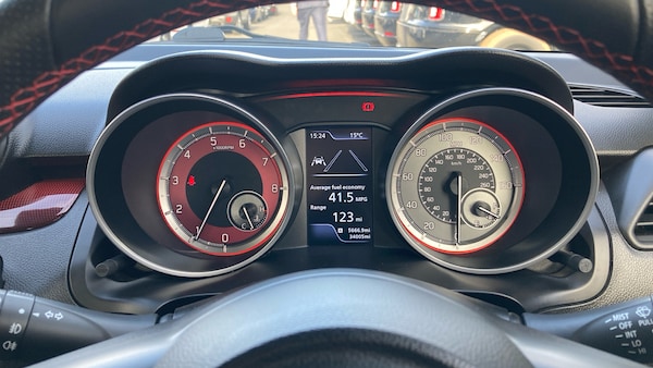 Used Suzuki Swift 2019 for sale - 76234563: Photo 18