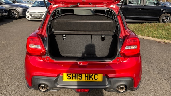 Used Suzuki Swift 2019 for sale - 76234563: Photo 4