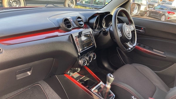 Used Suzuki Swift 2019 for sale - 76234563: Photo 9