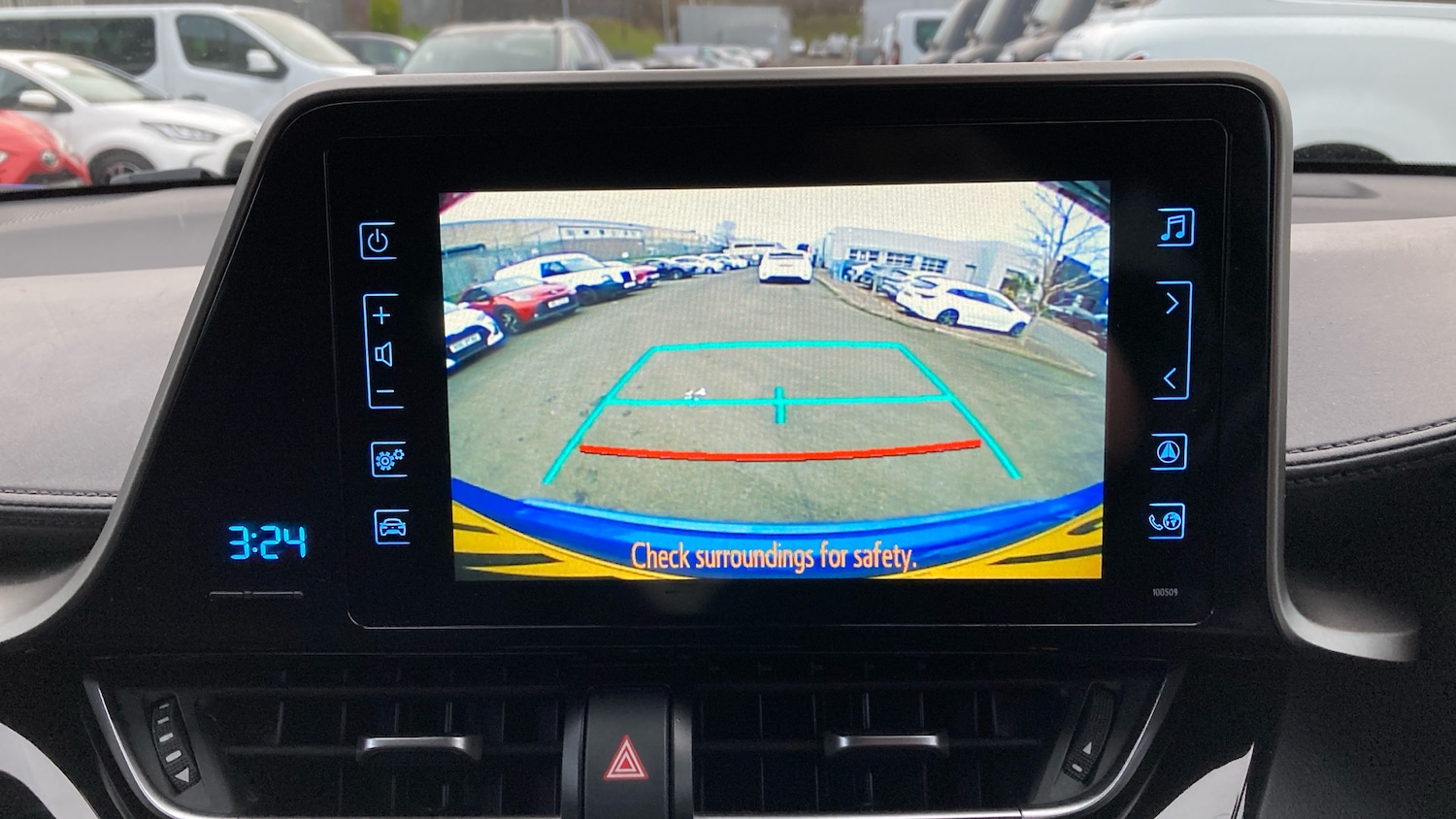 Used Toyota C-HR 2018 for sale - 77893175: Photo 39