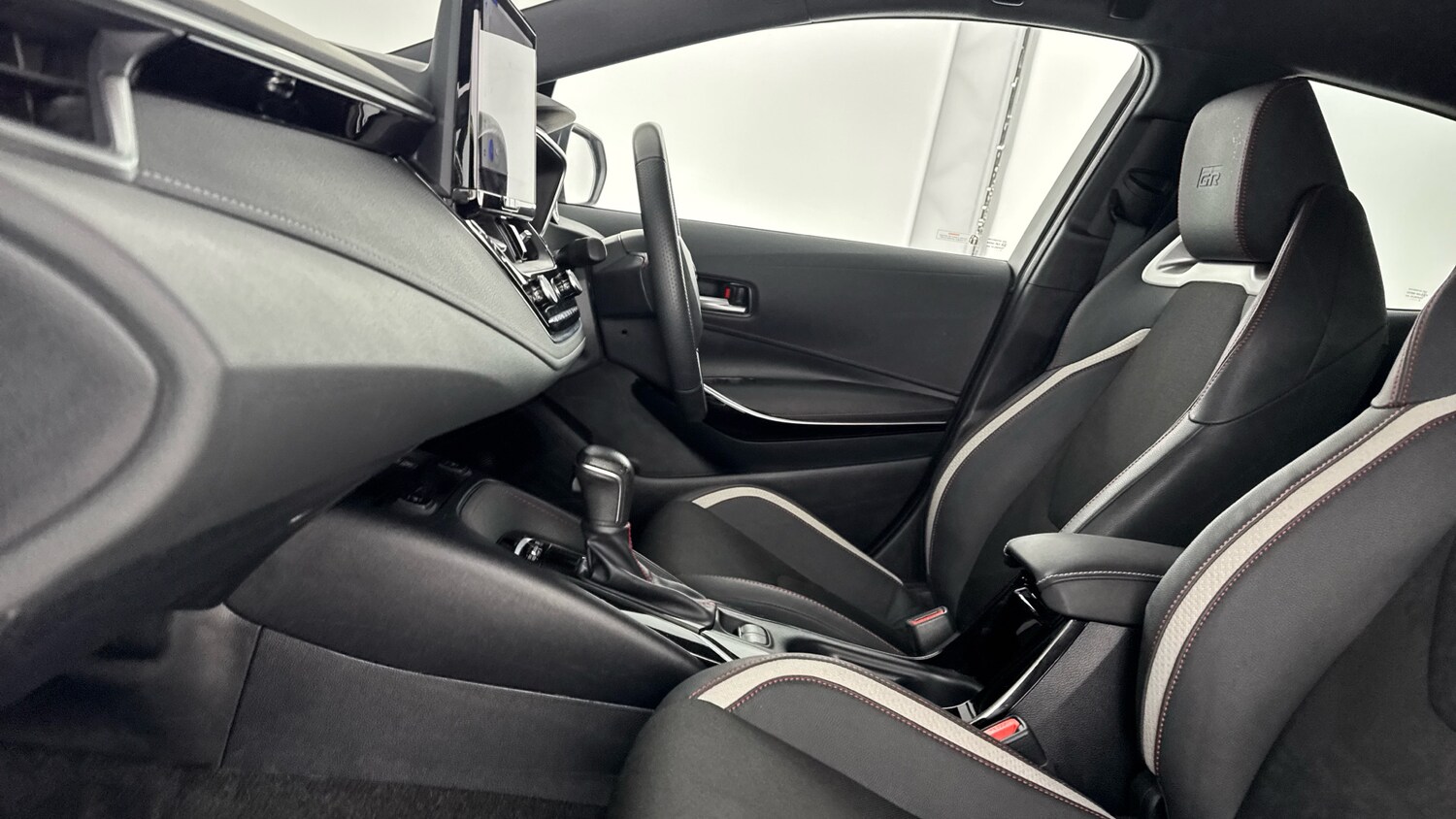 Used Toyota Corolla 2024 for sale - 76340532: Photo 10