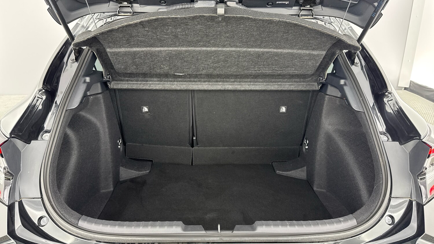 Used Toyota Corolla 2024 for sale - 76340532: Photo 14