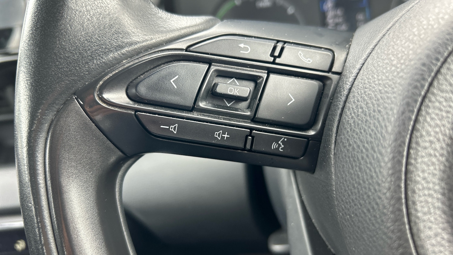 Used Toyota Yaris 2022 for sale - 76186544: Photo 32