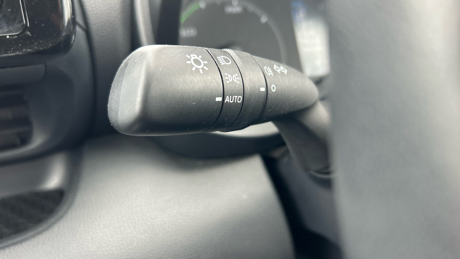 Used Toyota Yaris 2022 for sale - 76186544: Photo 35