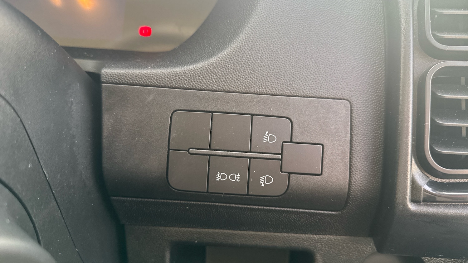 Used Toyota PROACE MAX 2025 for sale - 76392207: Photo 30