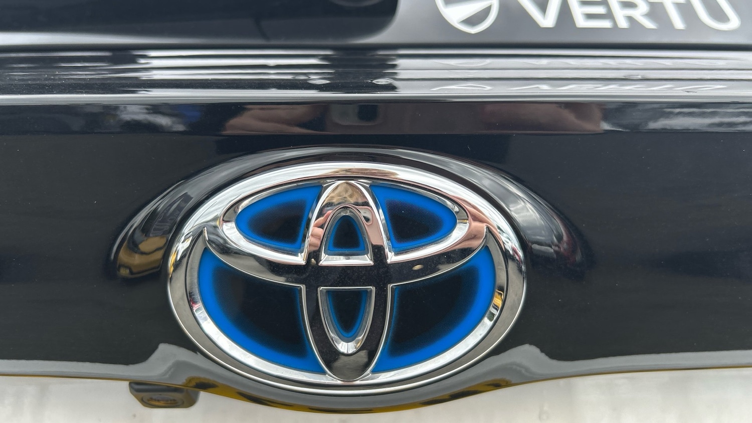 Vehicle 27