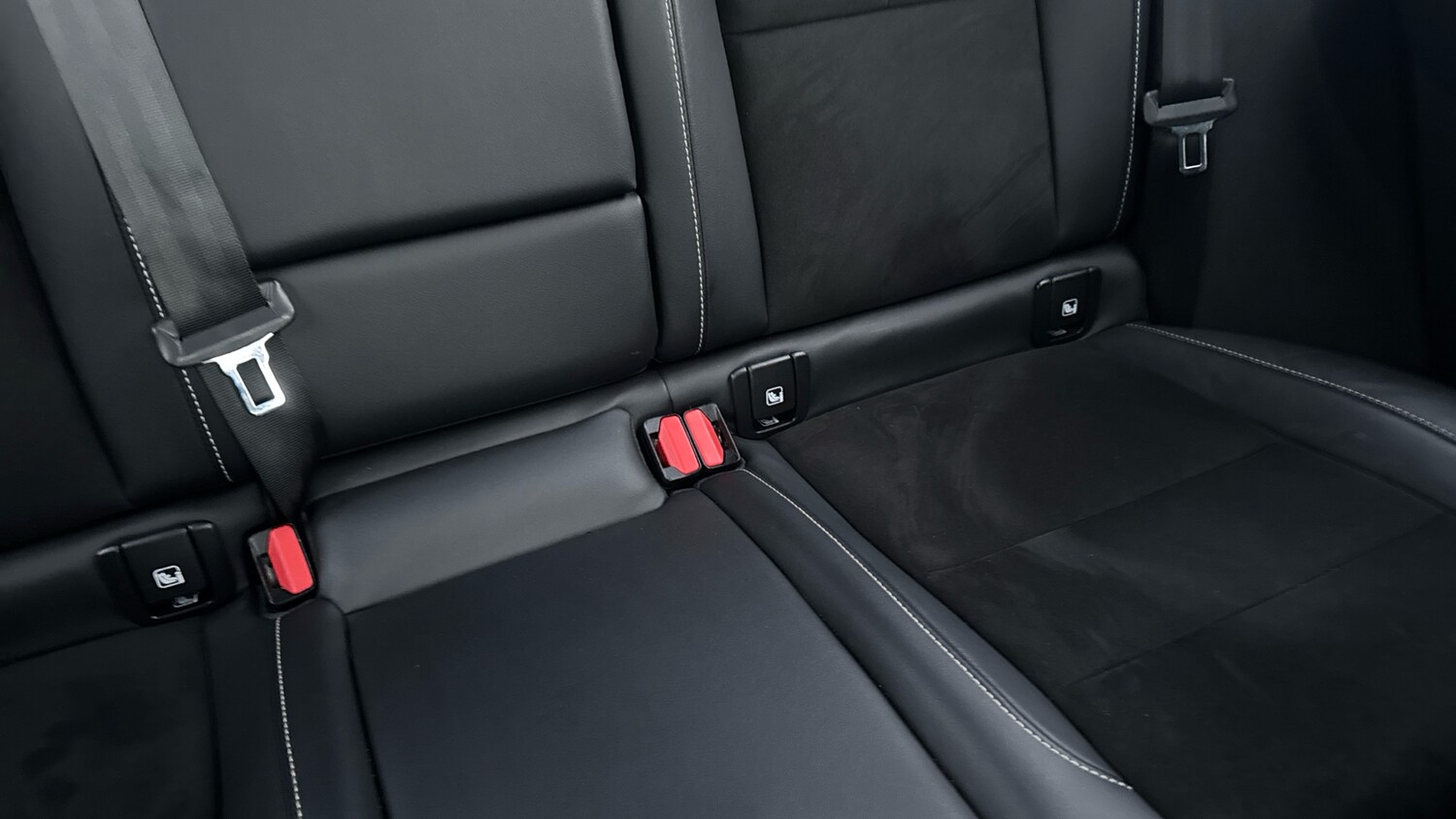 Used Volvo XC40 2021 for sale - 76625617: Photo 17