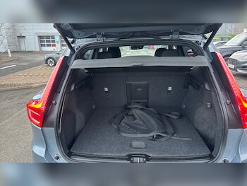 Used Volvo XC40 2021 for sale - 76625617: Photo