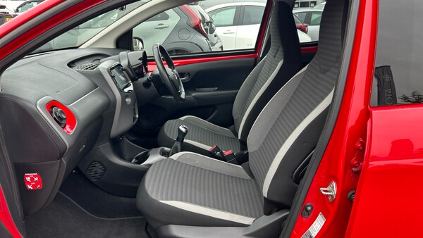 Used Toyota AYGO 2019 for sale - 76263194: Photo 10