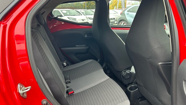 Used Toyota AYGO 2019 for sale - 76263194: Photo 12