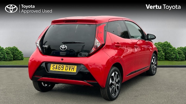 Used Toyota AYGO 2019 for sale - 76263194: Photo 2