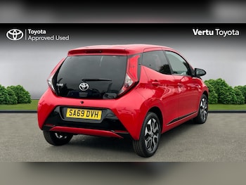Used Toyota AYGO 2019 for sale - 76263194: Photo 2