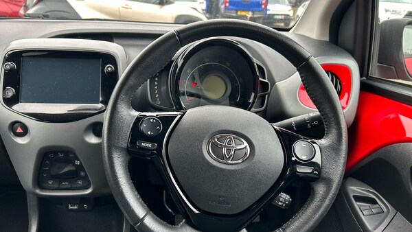 Used Toyota AYGO 2019 for sale - 76263194: Photo 6