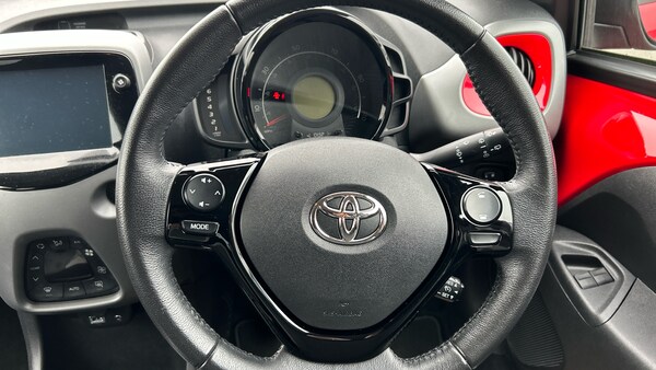 Used Toyota AYGO 2019 for sale - 76263194: Photo 8