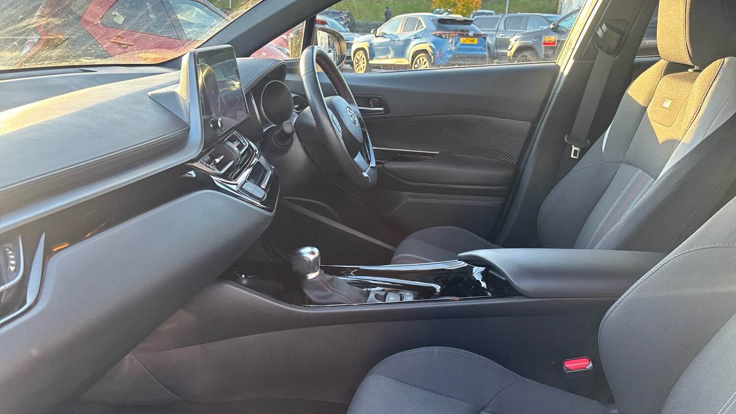 Used Toyota C-HR 2022 for sale - 75982385: Photo 10