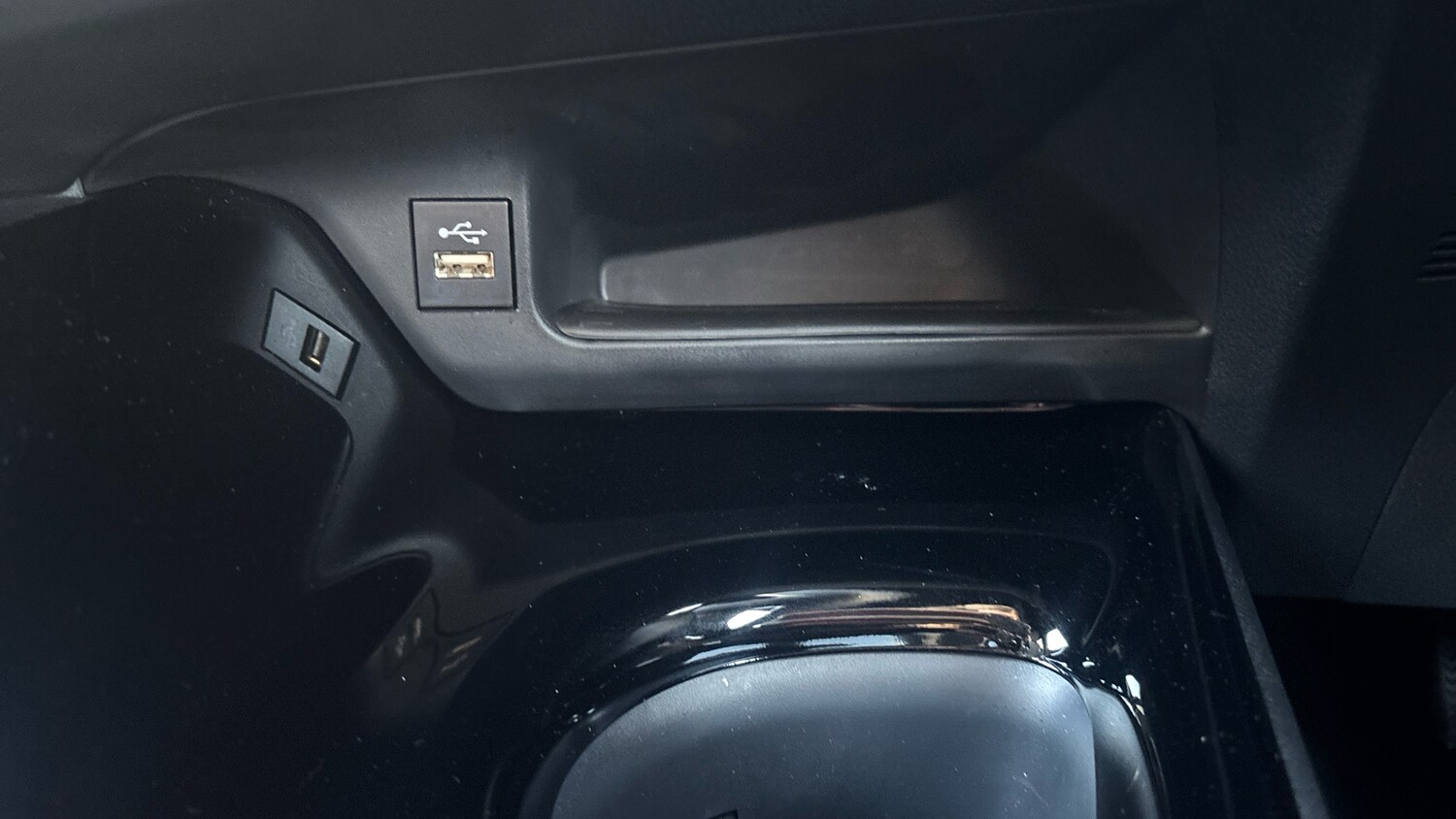 Used Toyota C-HR 2022 for sale - 75982385: Photo 32