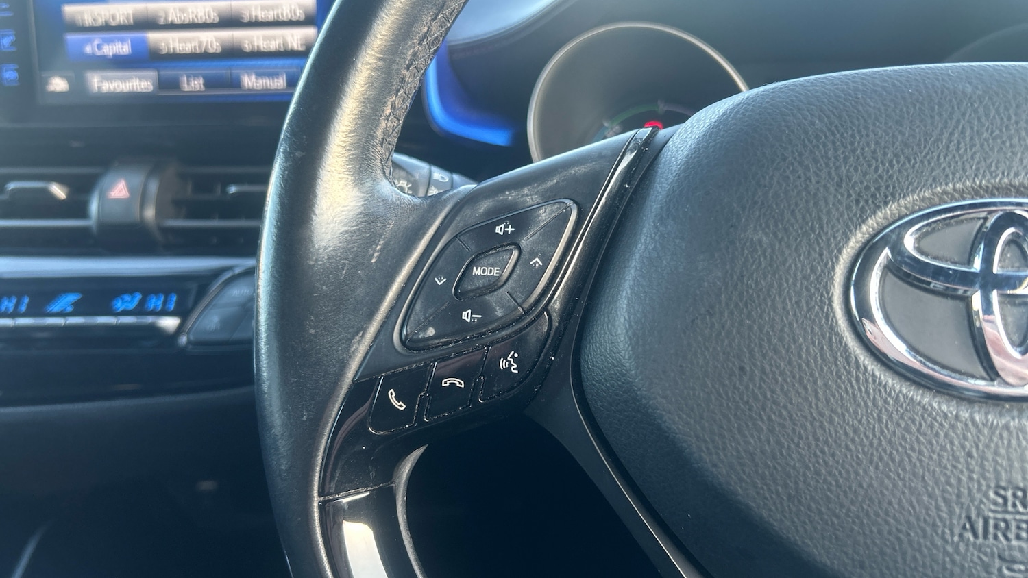 Used Toyota C-HR 2017 for sale - 77180631: Photo 34