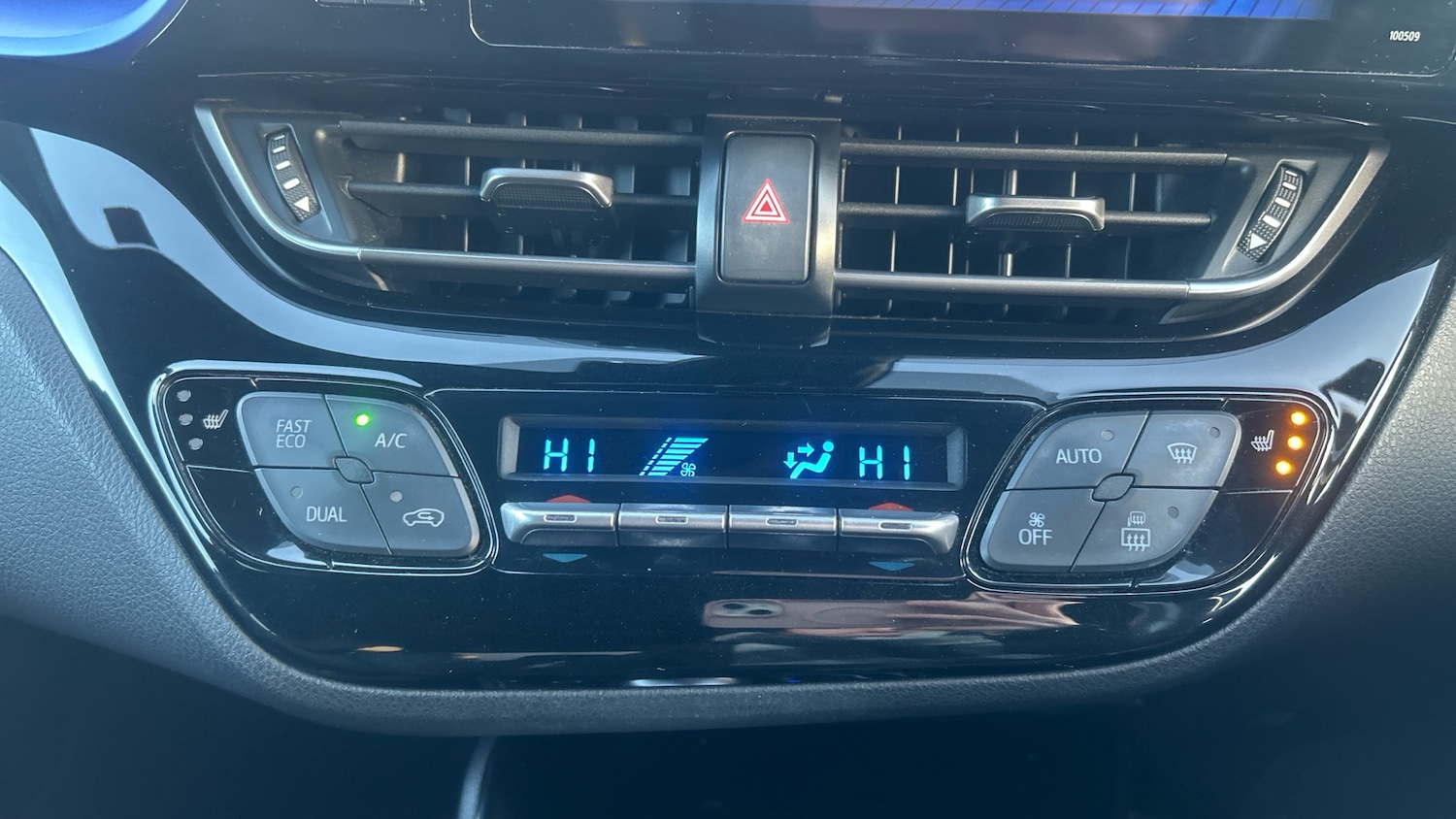 Used Toyota C-HR 2017 for sale - 77180631: Photo 41