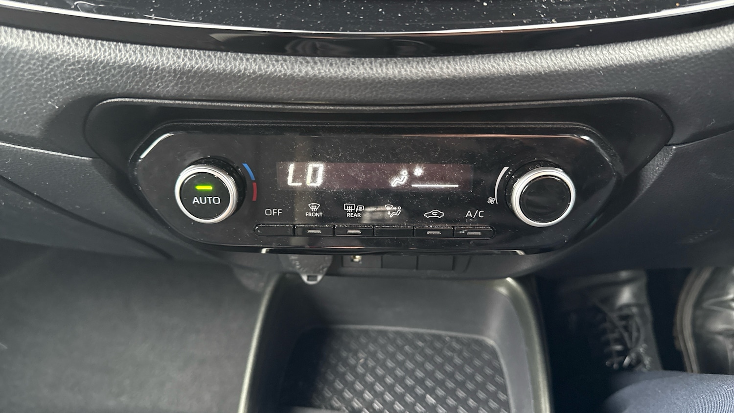 Used Toyota Aygo X 2023 for sale - 77802291: Photo 28