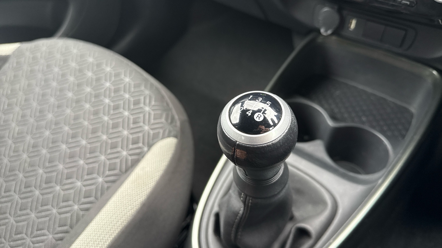 Used Toyota Aygo X 2023 for sale - 77802291: Photo 30