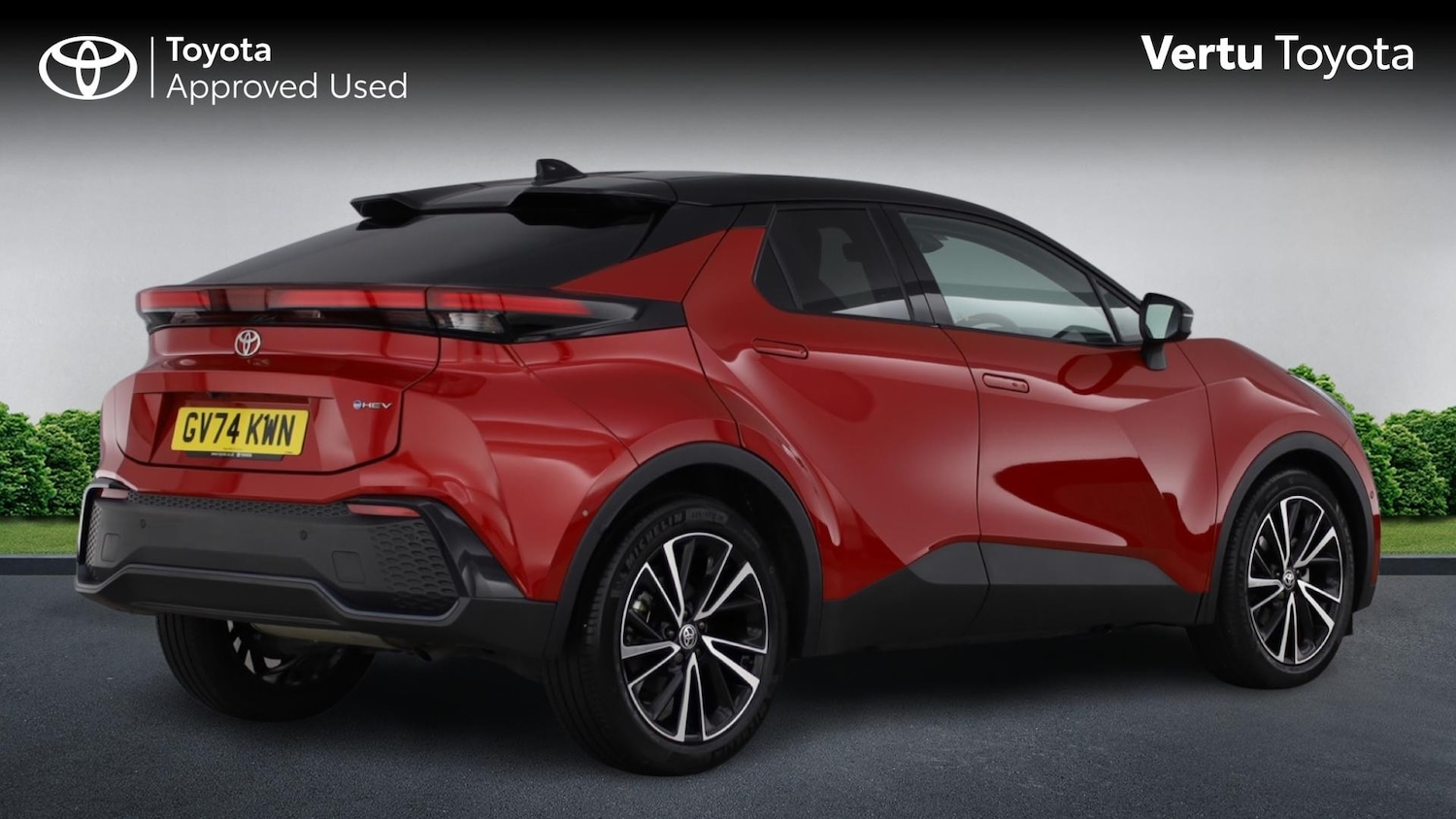 Used Toyota C-HR 2024 for sale - 78108134: Photo 2