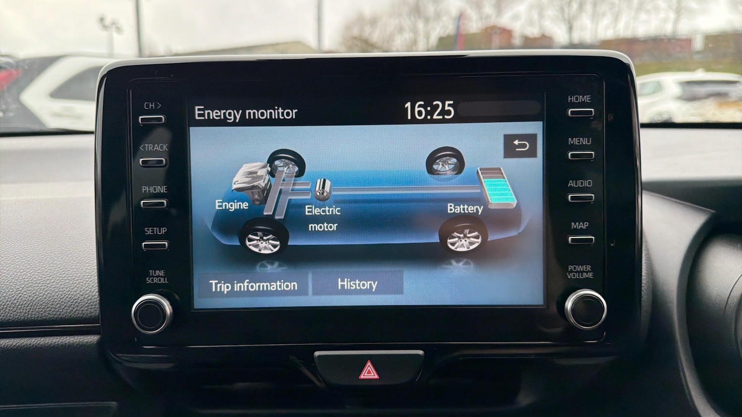 Used Toyota Yaris 2023 for sale - 77591297: Photo 24