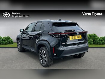 Used Toyota Yaris Cross 2022 for sale - 75332151: Photo