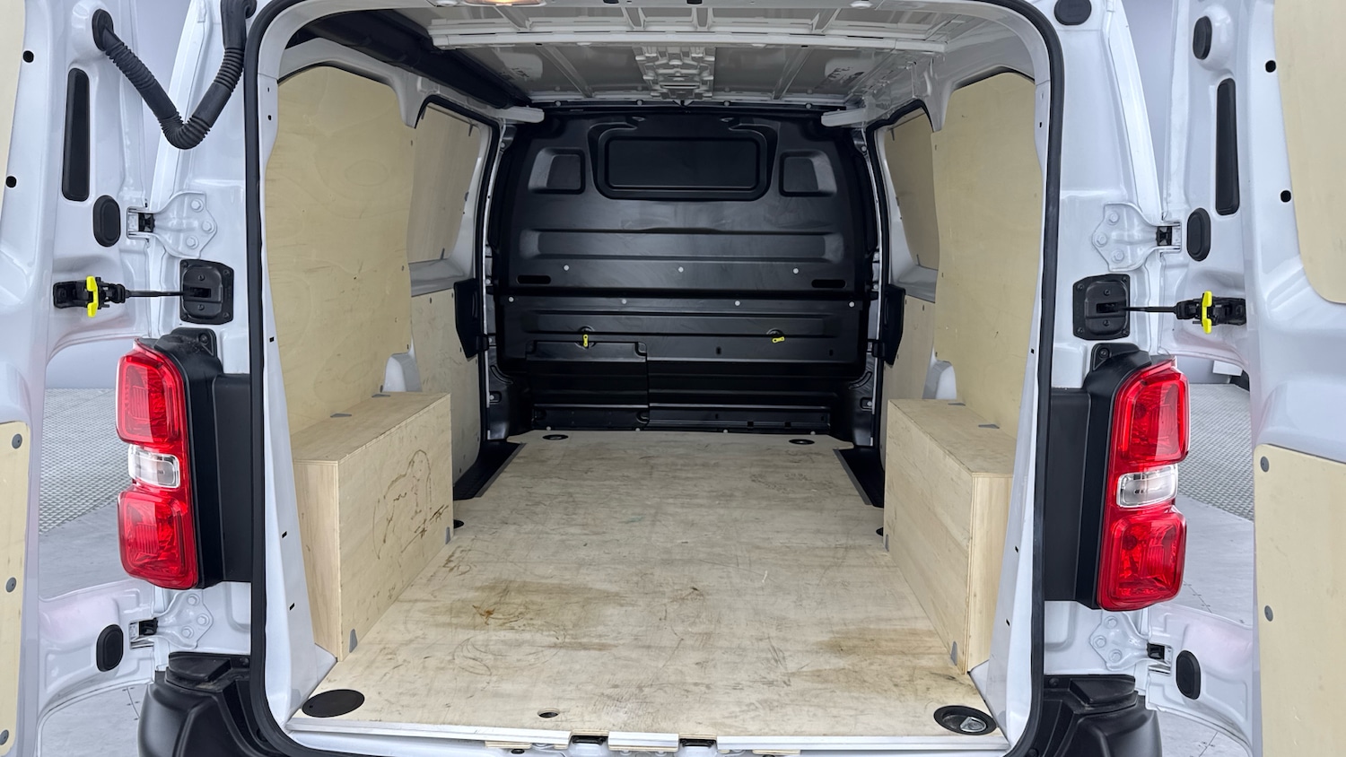 Used Toyota ProAce 2024 for sale - 76330363: Photo 14