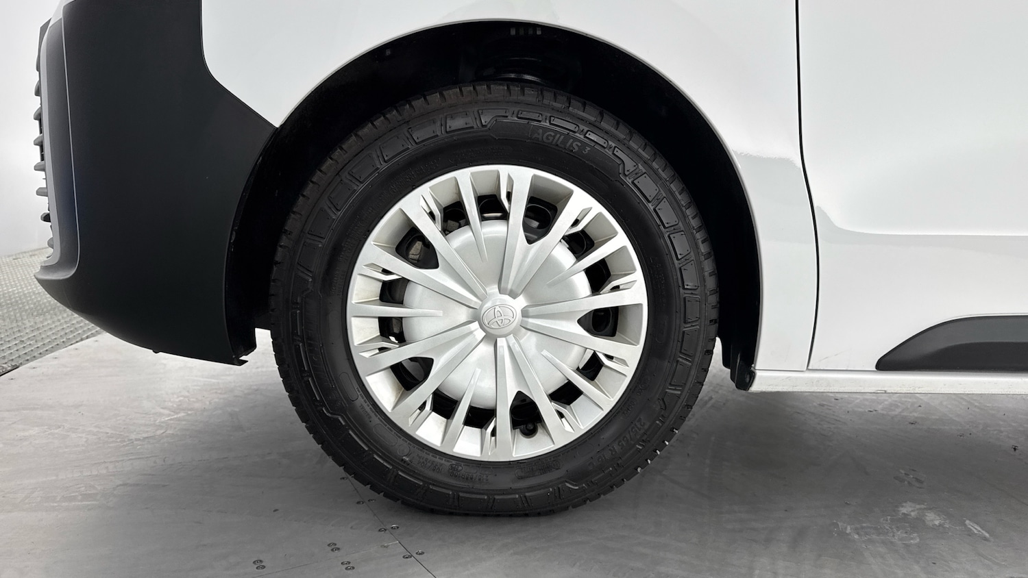 Used Toyota ProAce 2024 for sale - 76330363: Photo 18