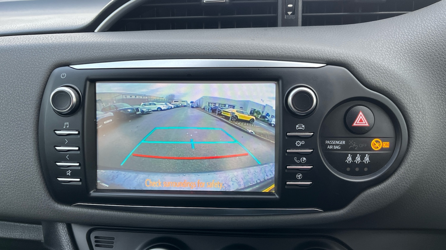 Used Toyota Yaris 2018 for sale - 76719170: Photo 23