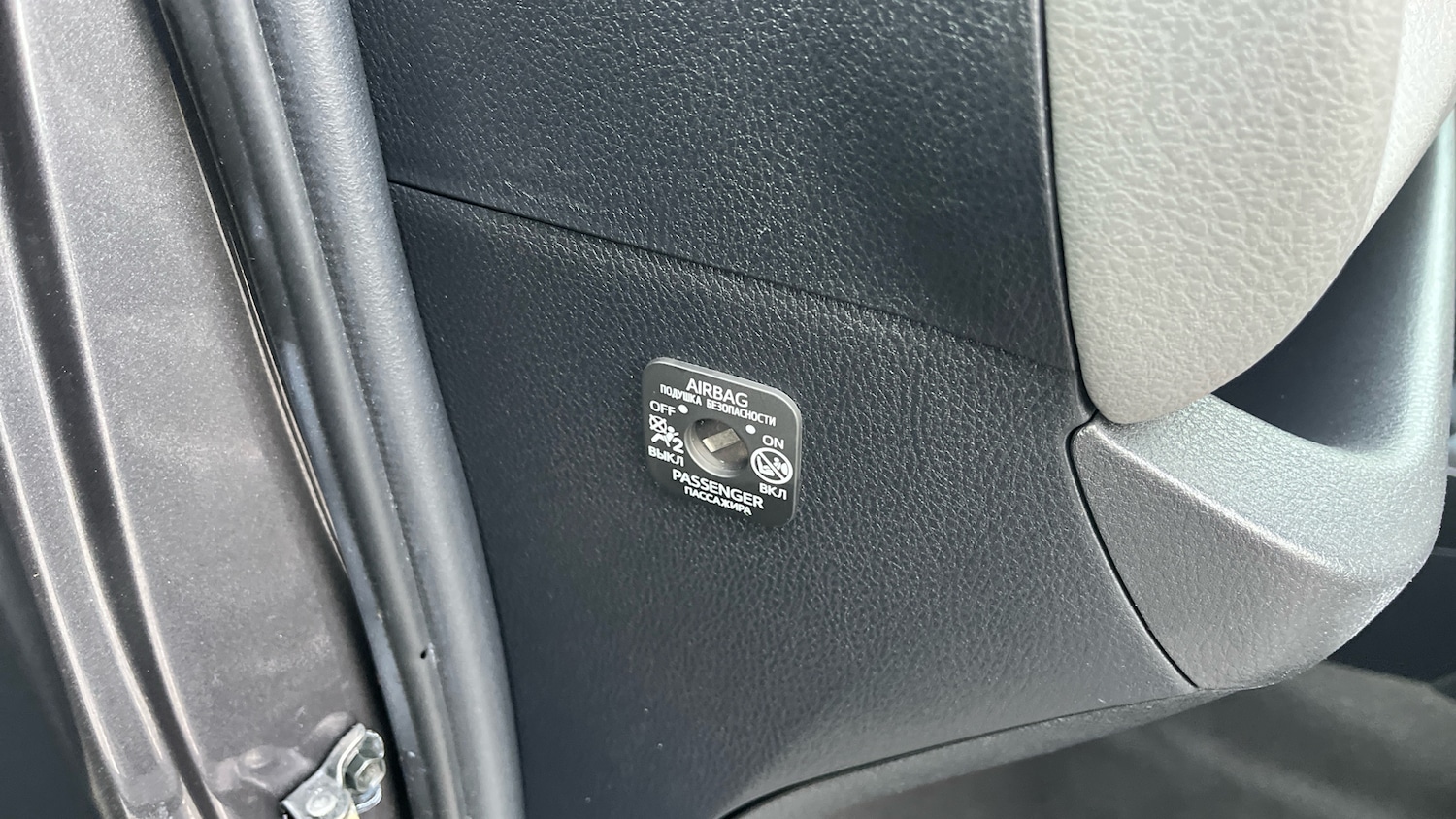 Used Toyota Yaris 2018 for sale - 76719170: Photo 37