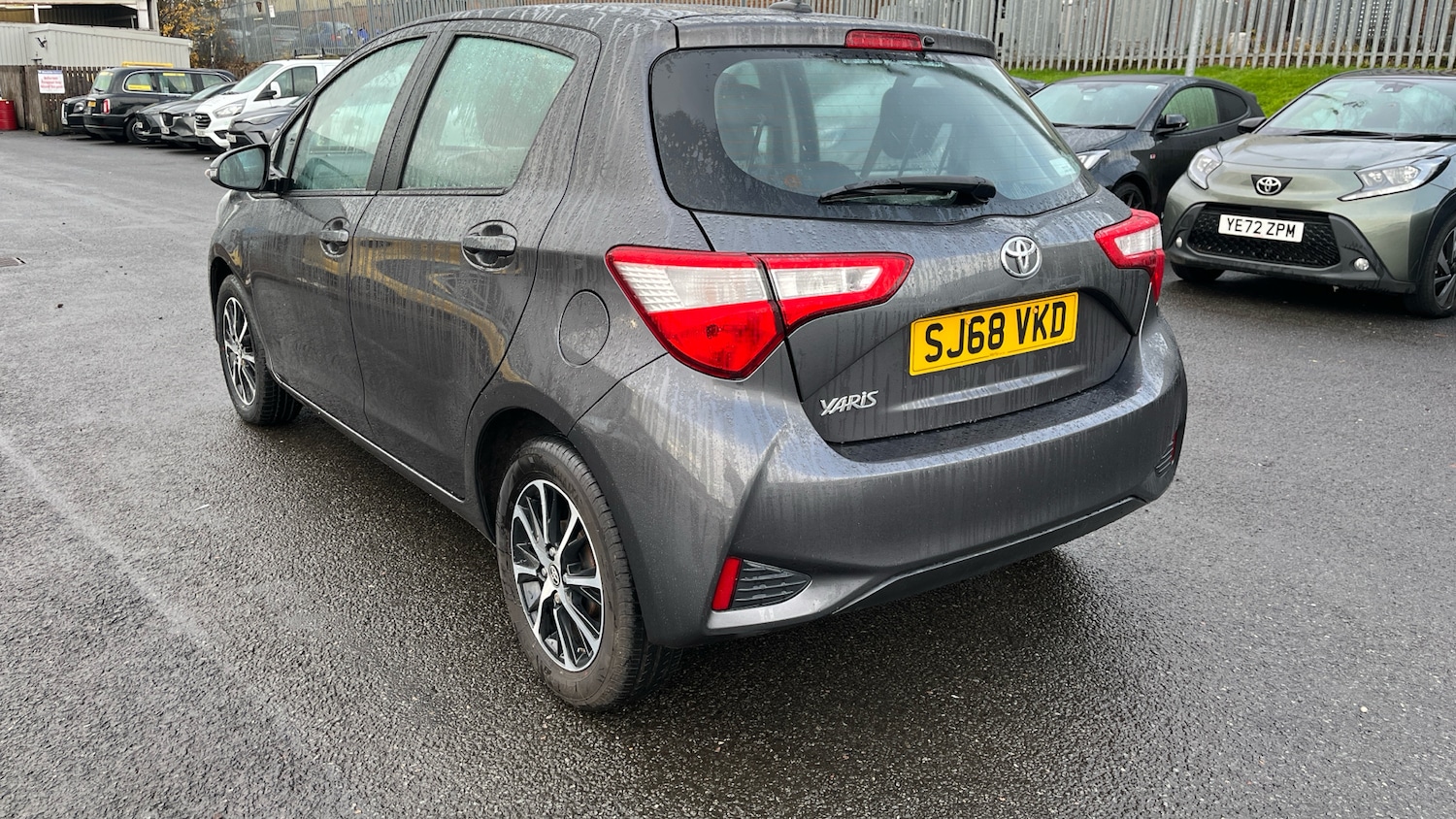 Used Toyota Yaris 2018 for sale - 76719170: Photo 40