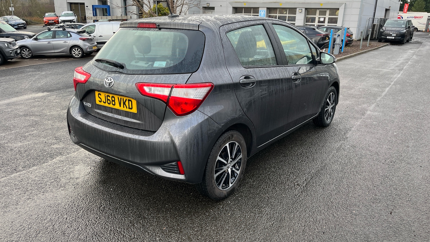 Used Toyota Yaris 2018 for sale - 76719170: Photo 42