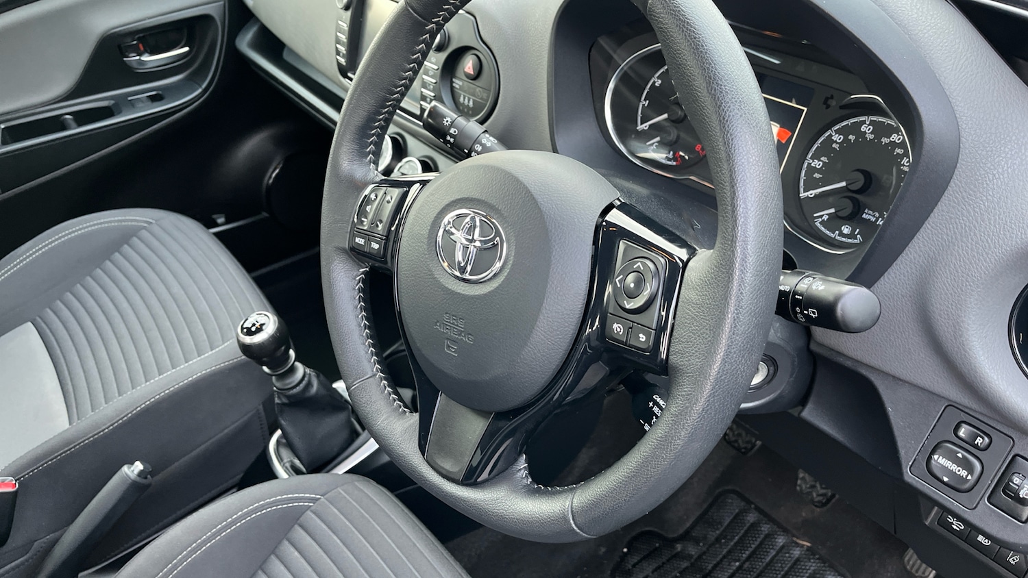 Used Toyota Yaris 2018 for sale - 76719170: Photo 48