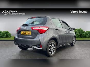 Used Toyota Yaris 2018 for sale - 76719170: Photo