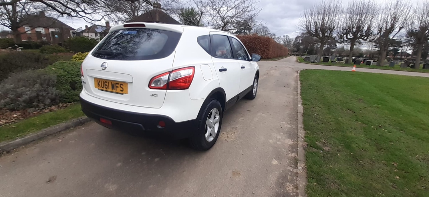 Used Nissan Qashqai 2011 for sale - 77694447: Photo 4