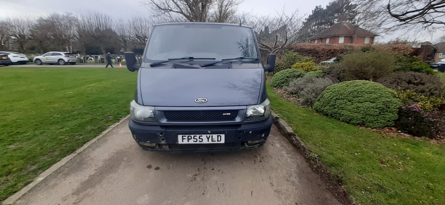 Used Ford Transit 2005 for sale - 77902606: Photo 2