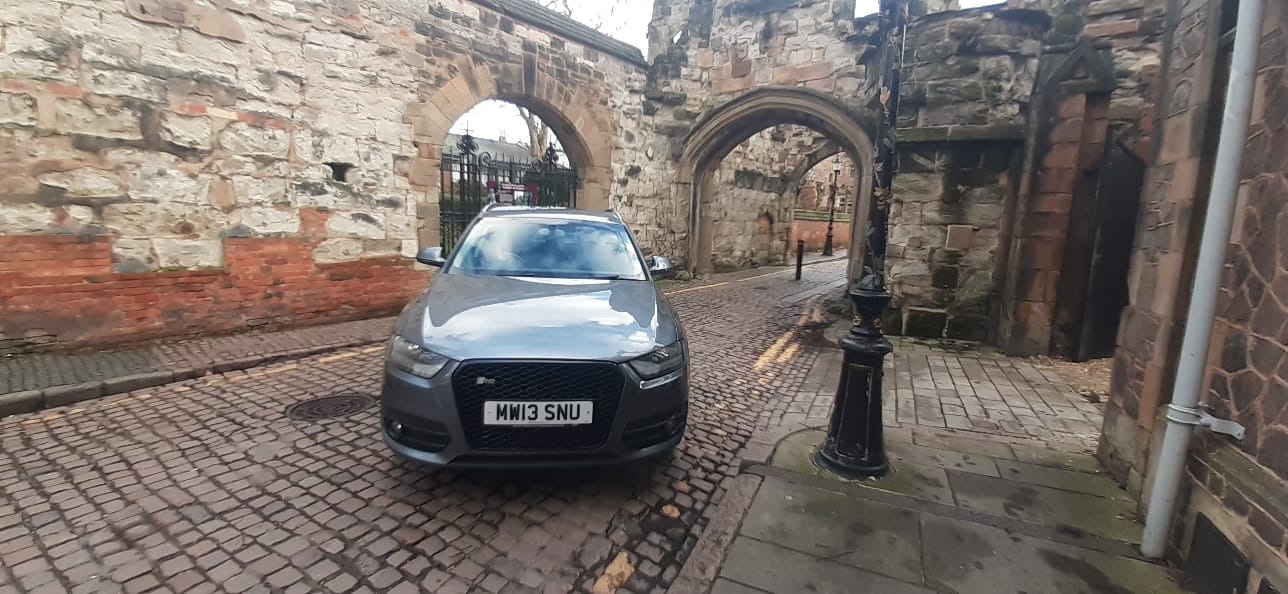 Used Audi Q3 2013 for sale - 77262422: Photo 2