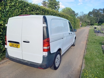 Used Mercedes-Benz Vito 2015 for sale - 78897327: Photo