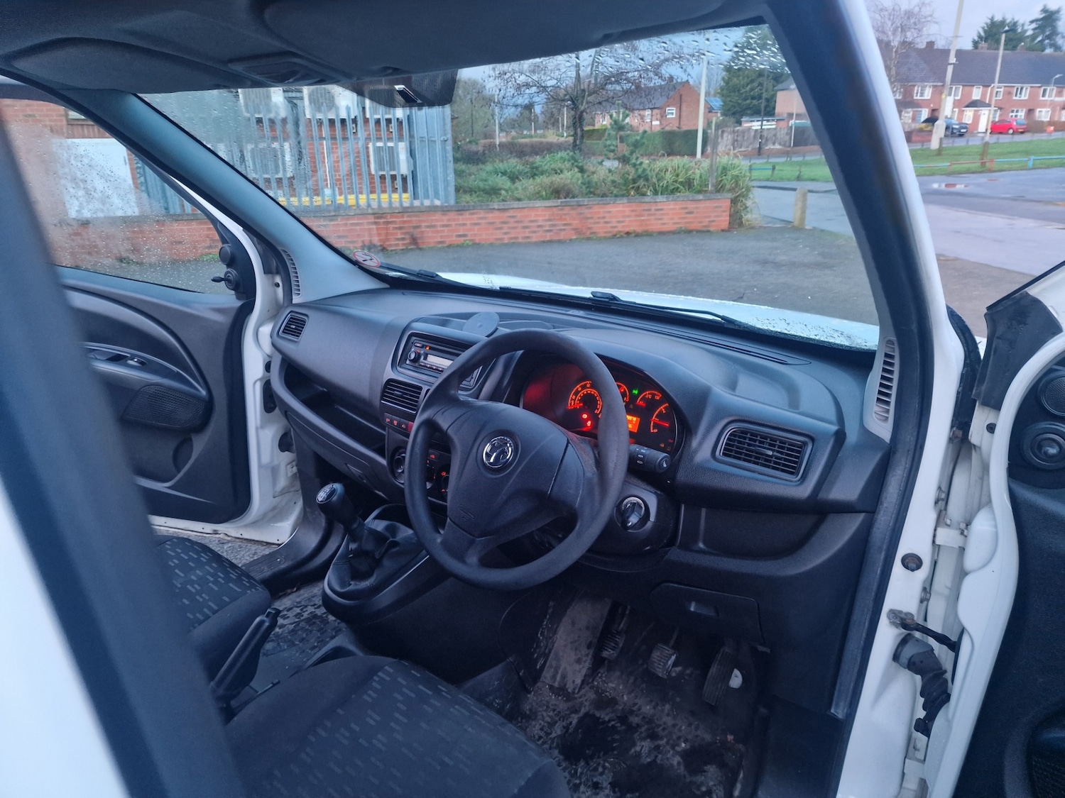 Used Vauxhall Combo 2015 for sale - 77340097: Photo 11