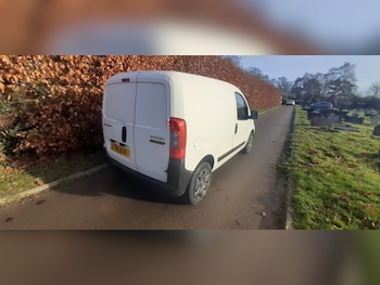 Used Peugeot Bipper 2011 for sale - 76931974: Photo