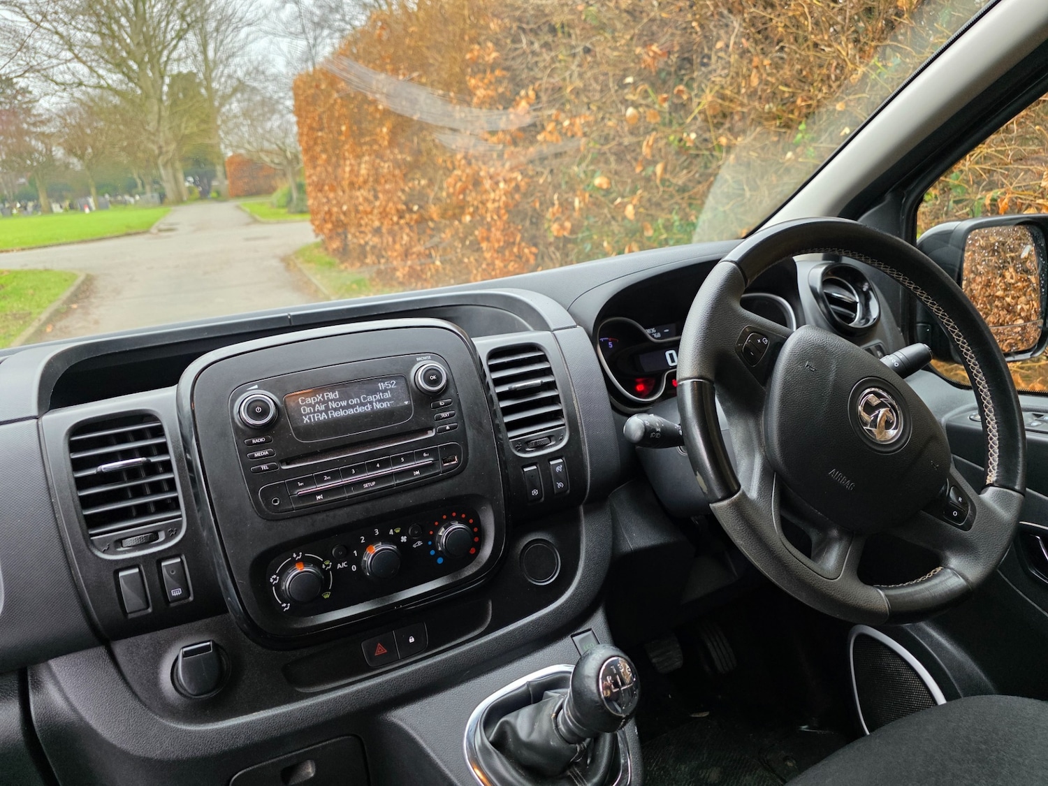 Used Vauxhall Vivaro 2017 for sale - 77381399: Photo 10