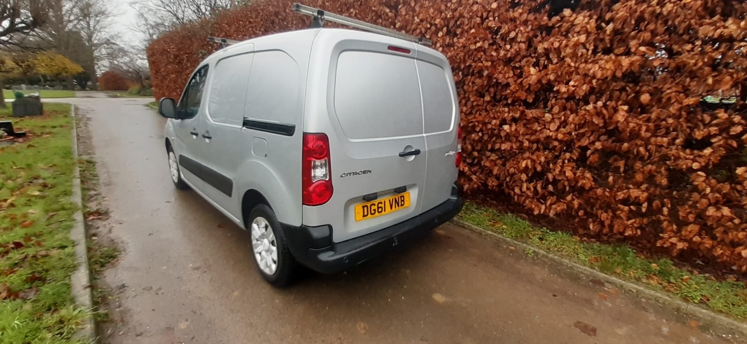 Used Citroen Berlingo 2011 for sale - 76808376: Photo 6