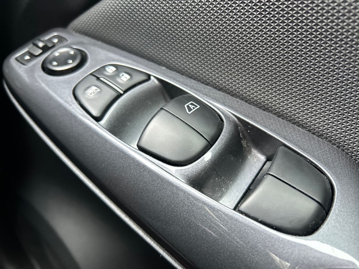 Used Nissan Juke 2023 for sale - 77432056: Photo 43