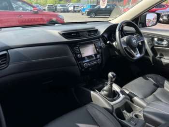 Used Nissan X-Trail 2018 for sale - 74742148: Photo