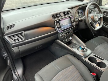 Used Nissan Leaf 2022 for sale - 77308742: Photo