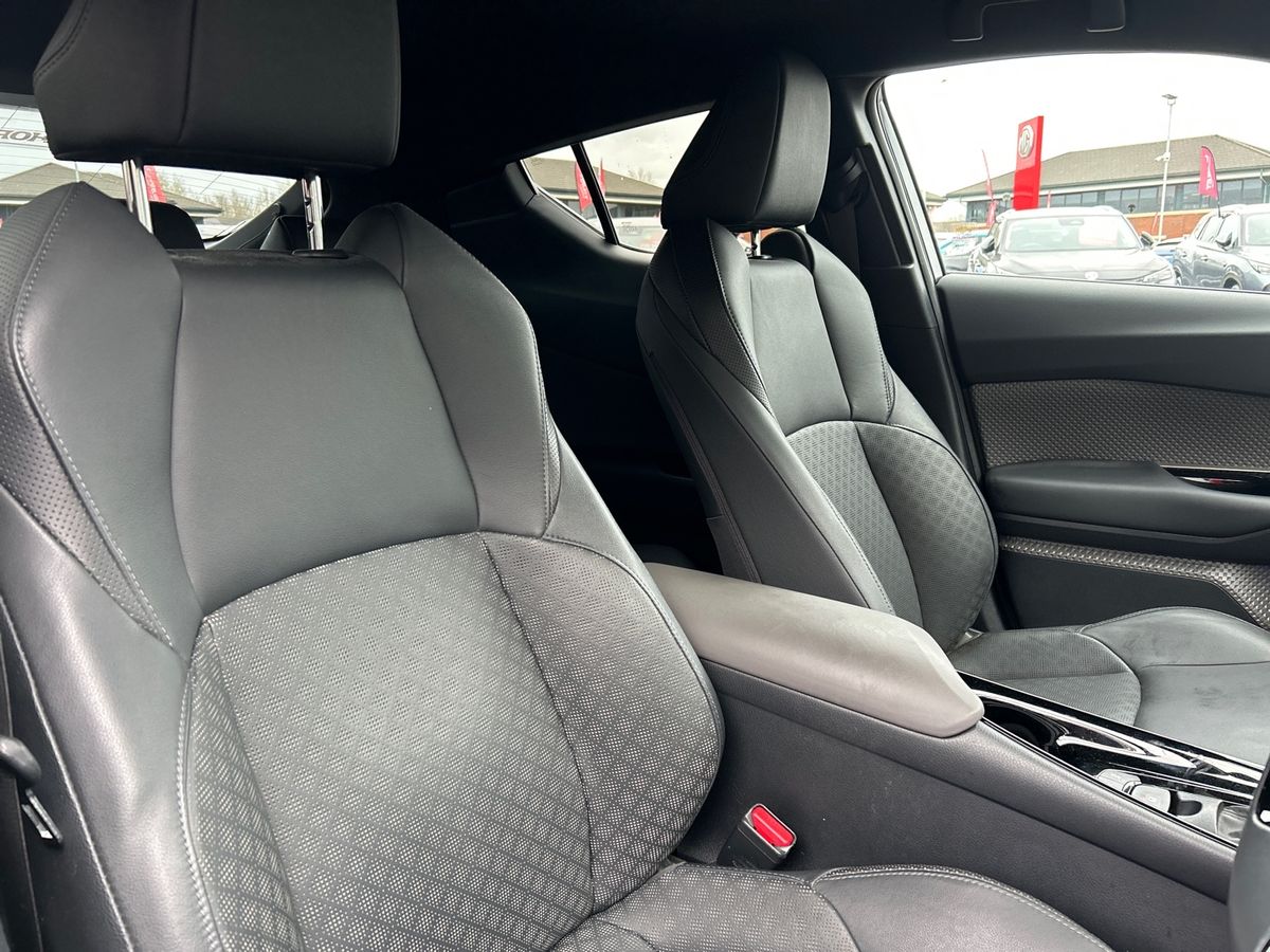 Used Toyota C-HR 2022 for sale - 77996388: Photo 19