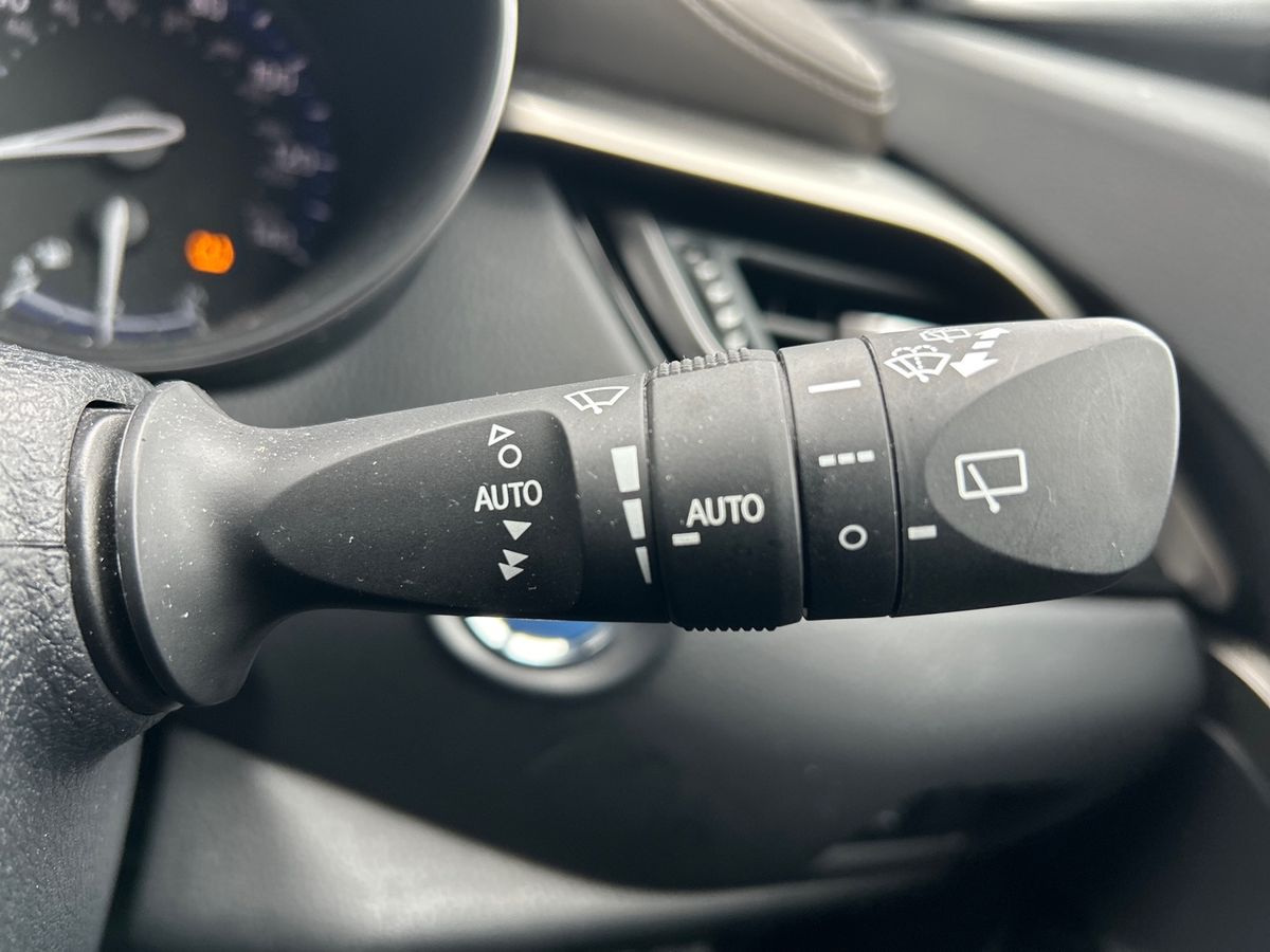 Used Toyota C-HR 2022 for sale - 77996388: Photo 32