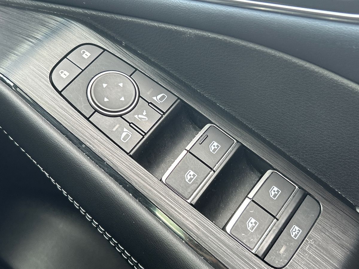 Vehicle 35