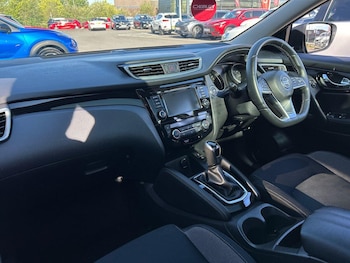 Used Nissan Qashqai 2021 for sale - 76300175: Photo 2
